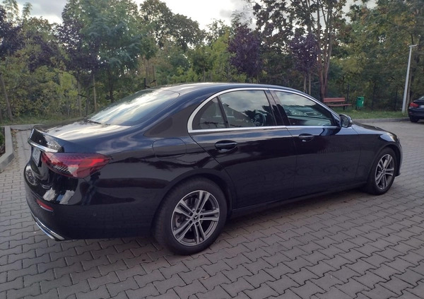 Mercedes-Benz Klasa E cena 184500 przebieg: 80000, rok produkcji 2022 z Otmuchów małe 191
